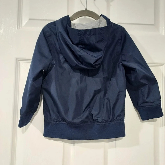Old Navy Hooded Uniform Windbreaker Jacket in Navy Blue in Size 2T - Picture 4 of 10